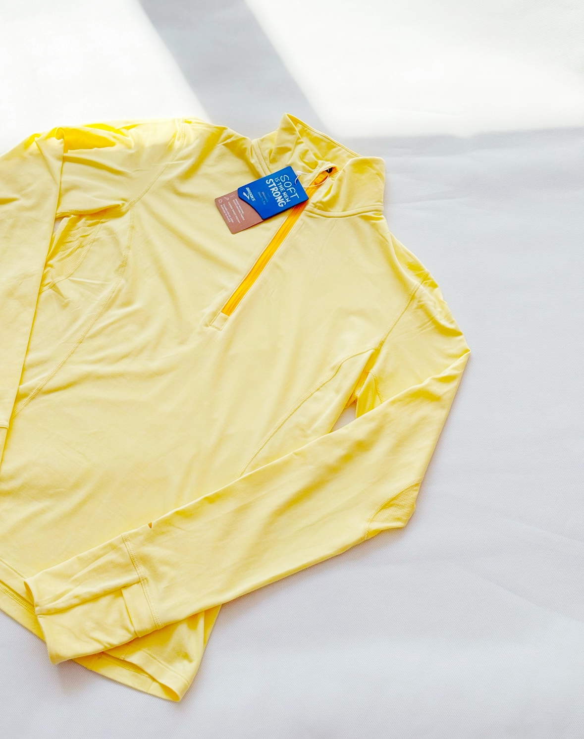 نیم زیپ زنانه brooks 